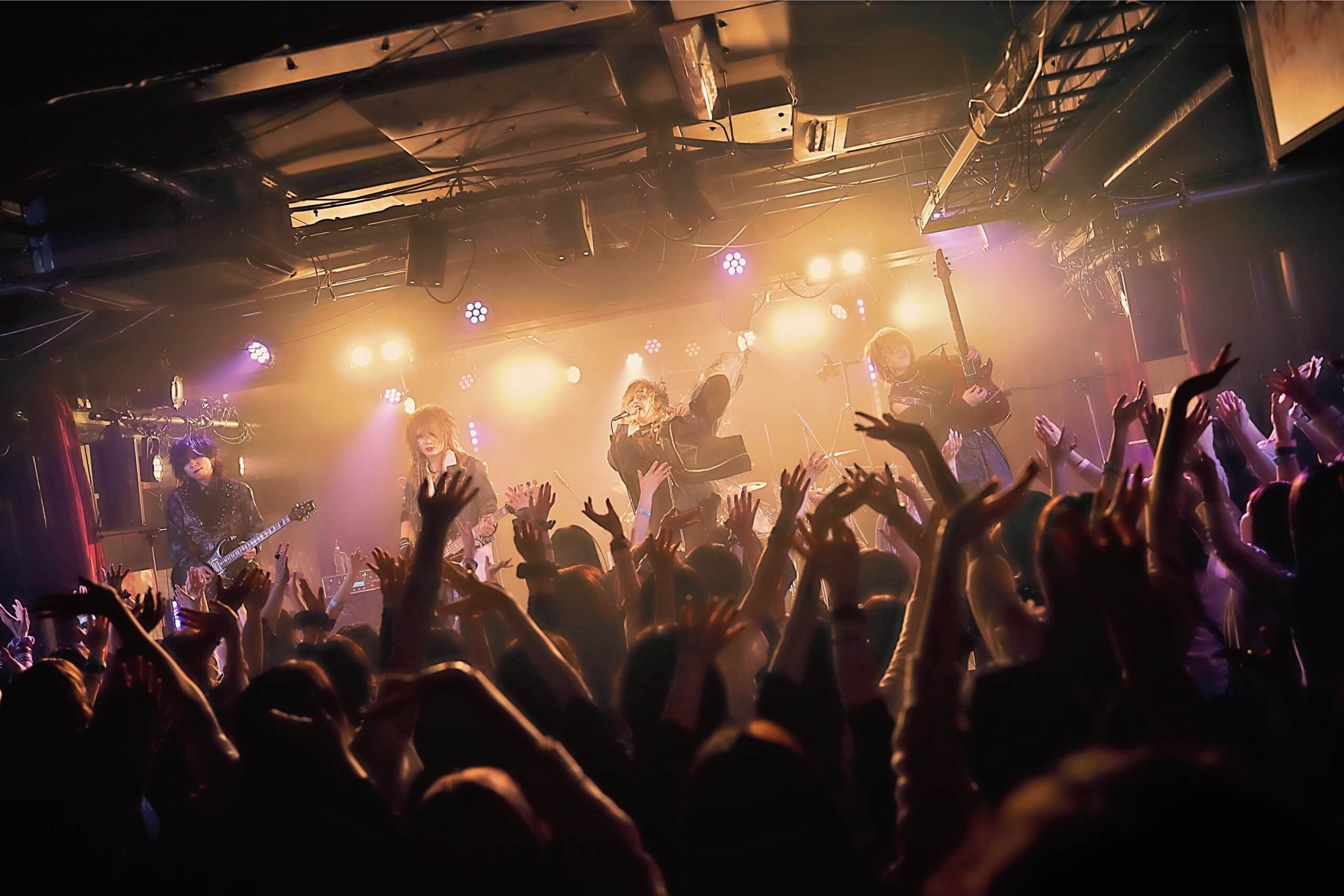 Rides In ReVellion NewSingle『パーフェクト・ブルー』リリースワンマンツアー「群青」東京公演開催の画像